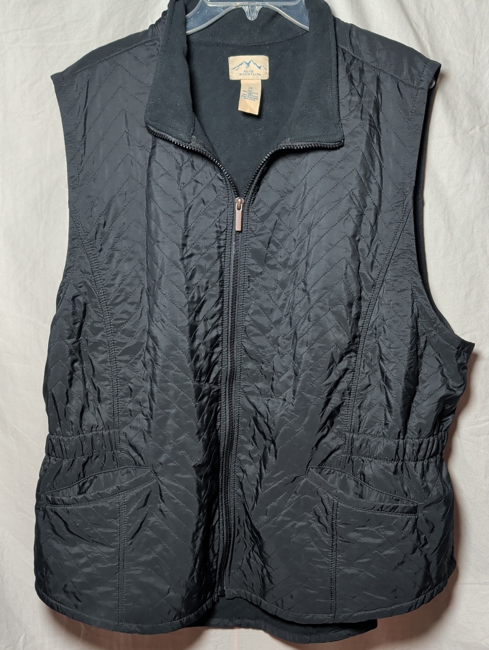 Women's Quilted Black Sleeveless Vest with Zip Front Outdoor Wear